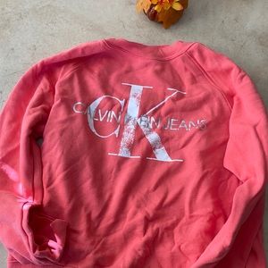 Women’s Calvin Klein sweatshirt